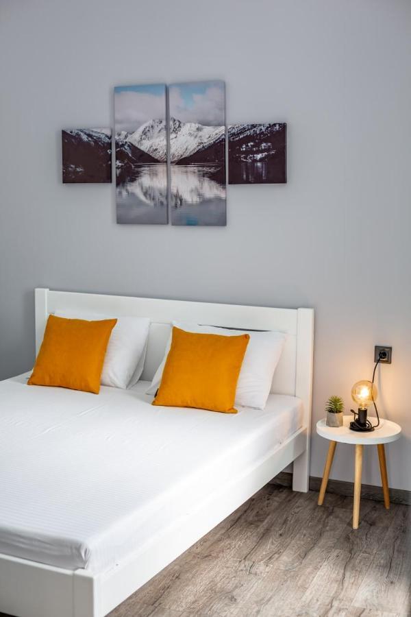 Stylish Apartment In The Center Lvov Exteriér fotografie