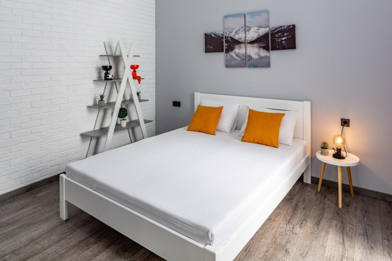 Stylish Apartment In The Center Lvov Exteriér fotografie
